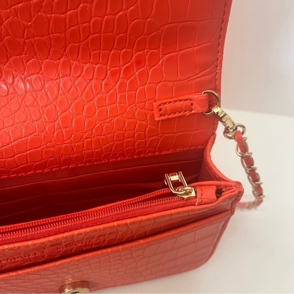 NWT Badgley Mischka Croco Crossbody Gold Chain Purse Handbag Small BM-4173 - Picture 9 of 10